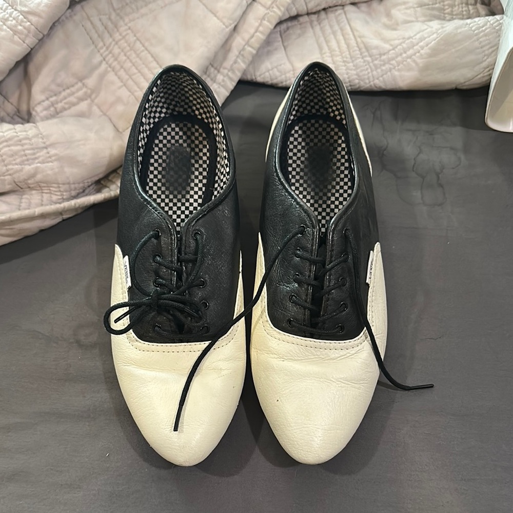 Vans Black and White Flats with Classic Design
